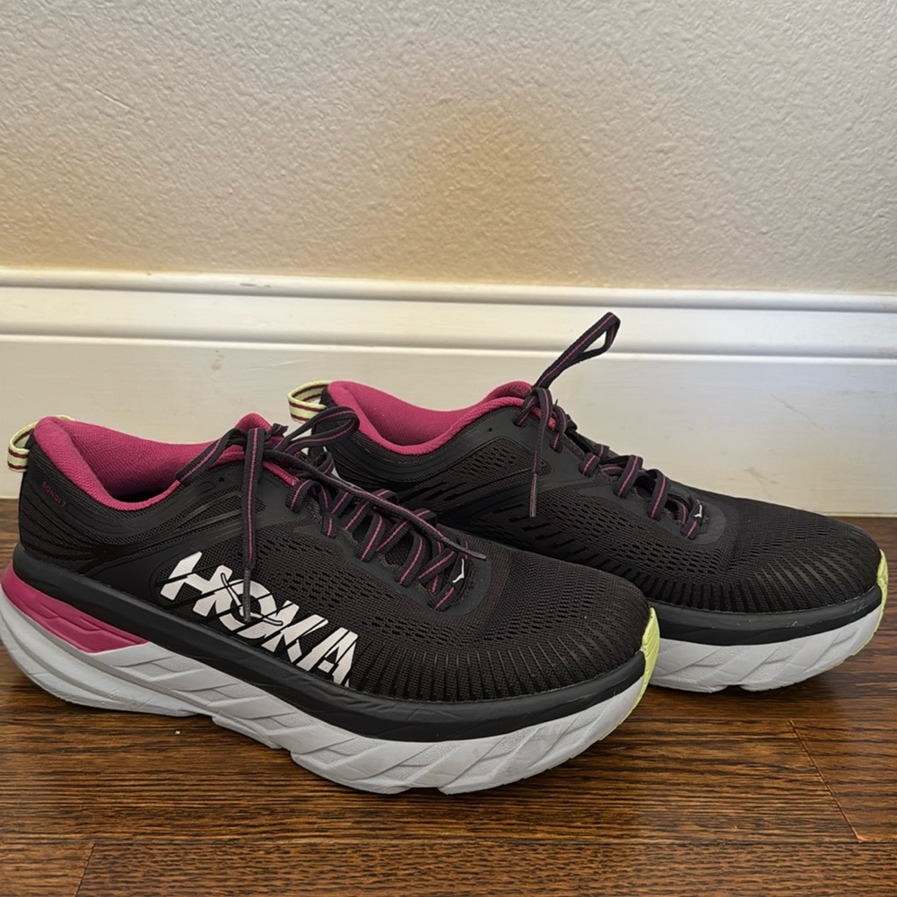 HOKA Arahi 6 Running Shoes